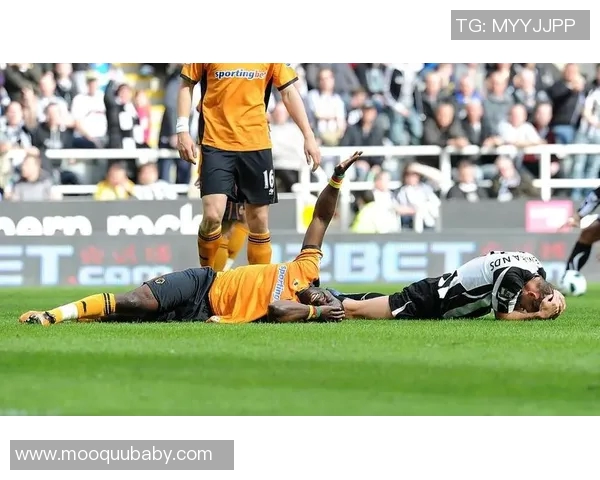 赫尔城球队主场迎战狼队期待精彩对决展现英超激情与实力较量